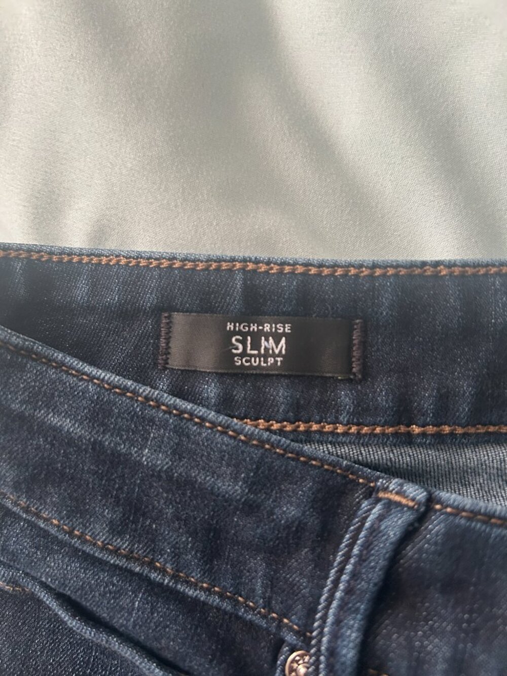 White House Black Market Straight Leg Jeans Women's Size 6 Dark Blue High Rise - Picture 4 of 4